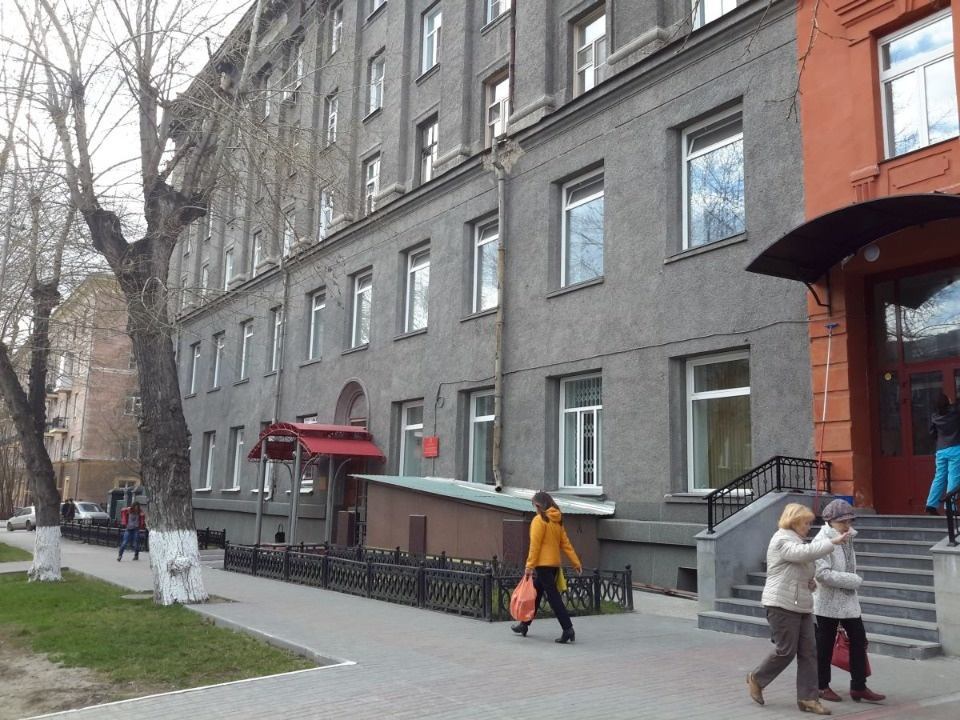 Продажа 3-комнатной квартиры, Новосибирск, улица Свердлова,  13