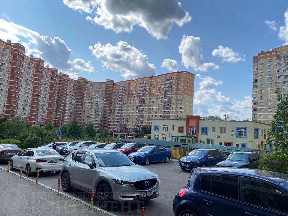 Продажа 3-комнатной квартиры, Щелково, мкр. Богородский,  17